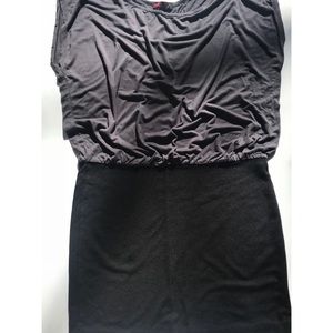 Black & Gray top